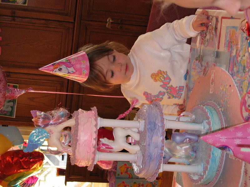 20041204 Jillian bday 28.JPG